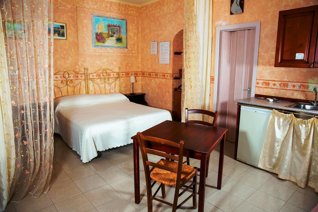 Bed & Breakfast Santa Fara Bari Exterior photo